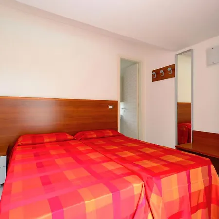 Spacious And Comfy Flat With Balcony * Lignano Sabbiadoro
